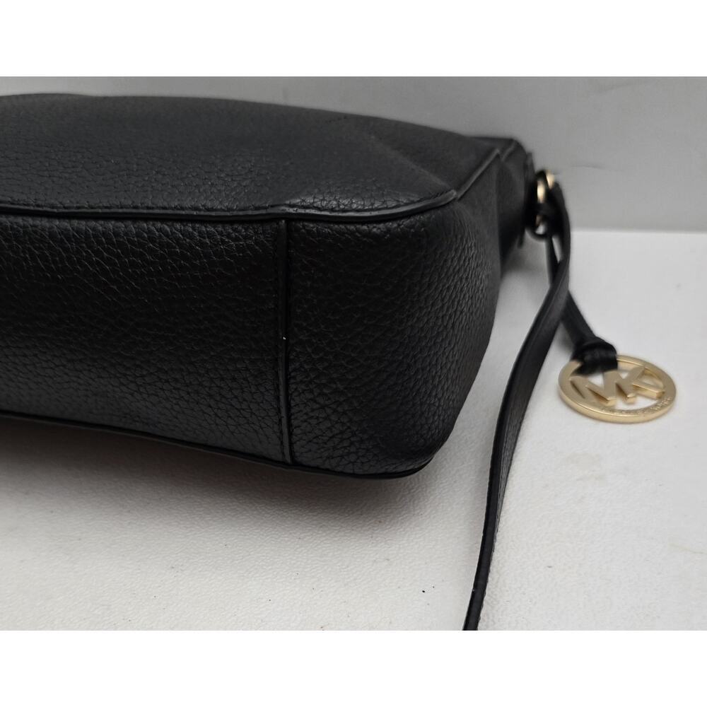 Michael Kors Jet Set Messenger Bag Black Leather Crossbody - Picture 9 of 13